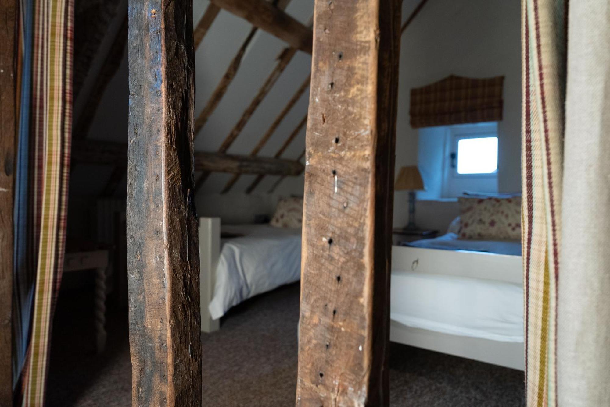 Апартаменты Gileston Manor-Self Catering Saint Athans Экстерьер фото
