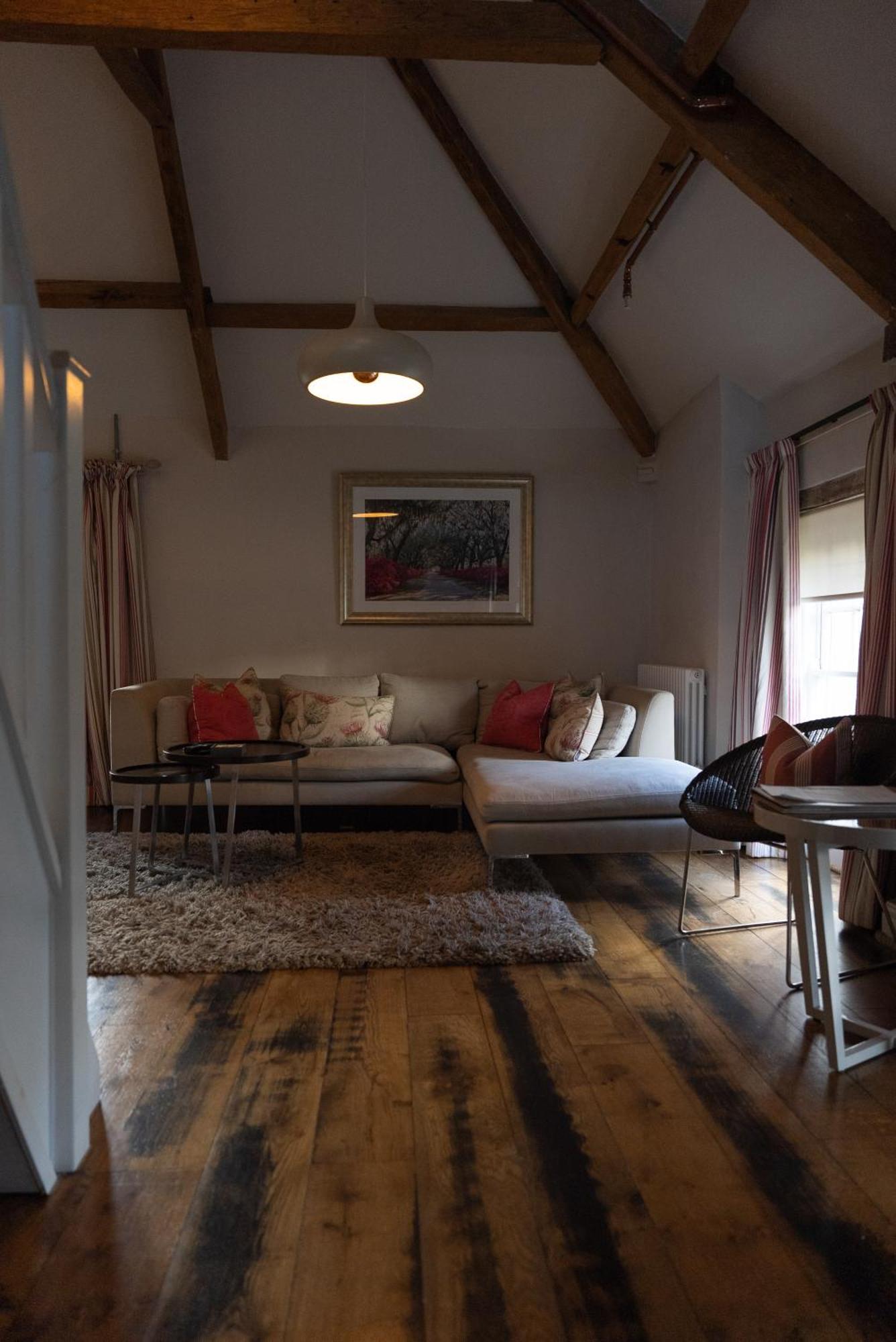 Апартаменты Gileston Manor-Self Catering Saint Athans Экстерьер фото