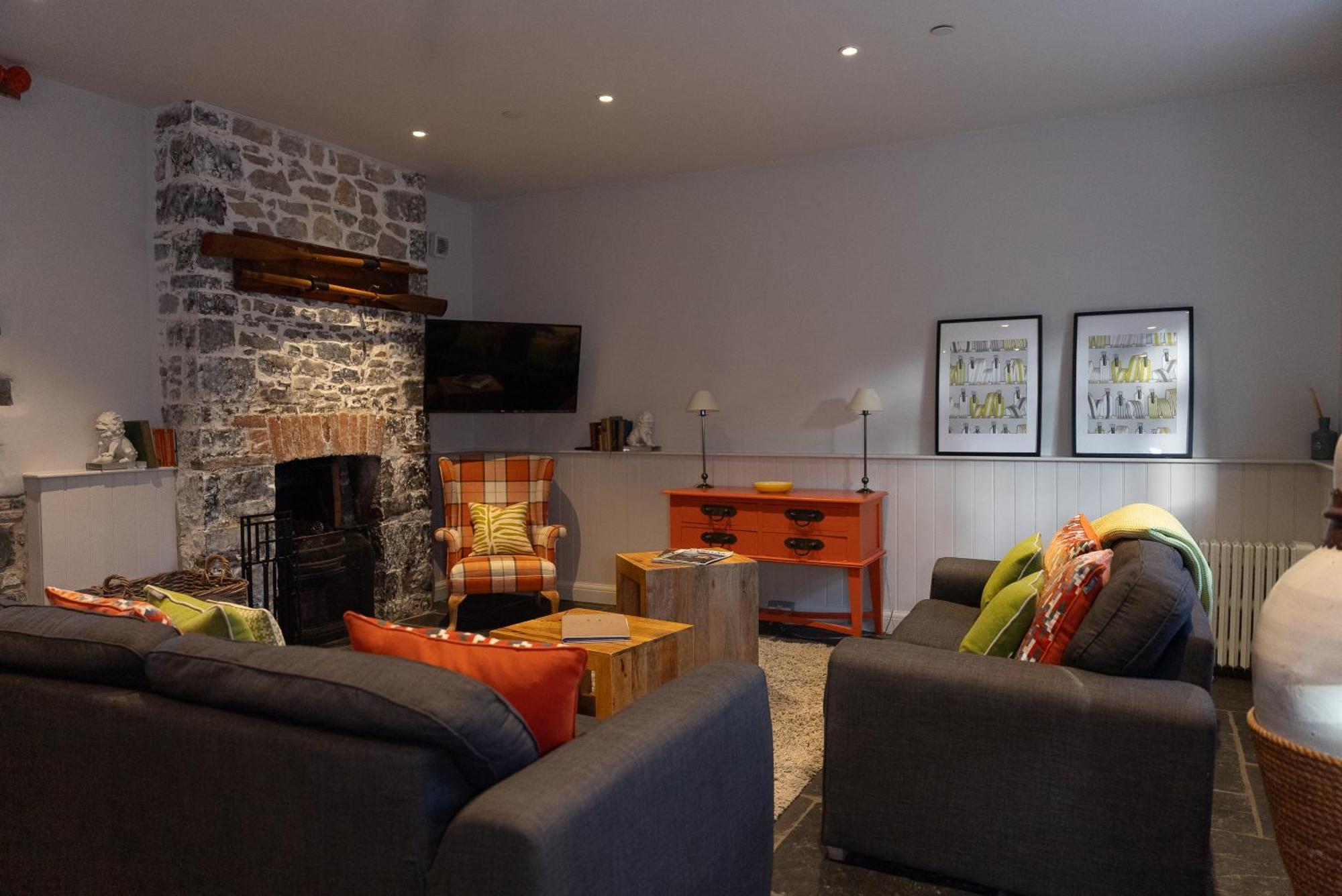 Апартаменты Gileston Manor-Self Catering Saint Athans Экстерьер фото