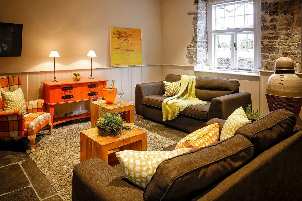 Апартаменты Gileston Manor-Self Catering Saint Athans Экстерьер фото